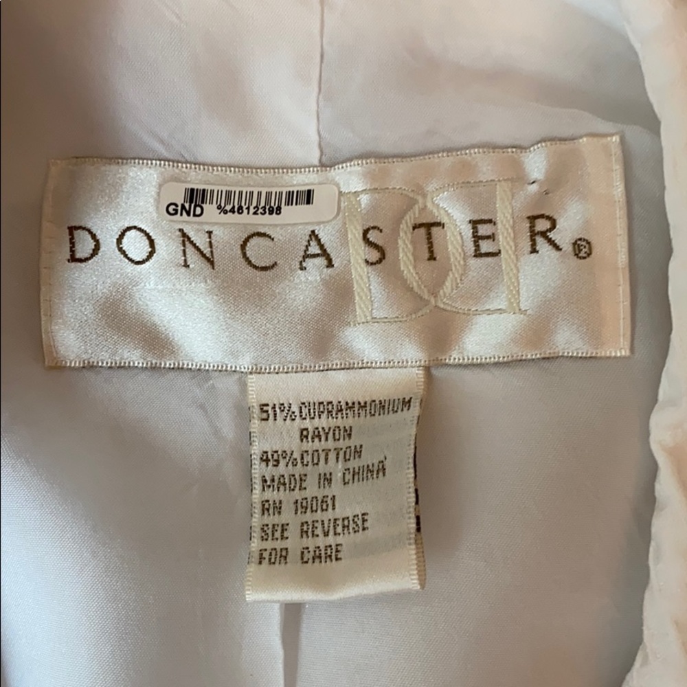 Doncaster Single Breasted White Jacket - image 7